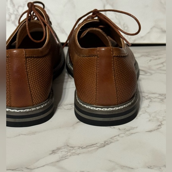 Joseph Abboud Brown Daytona Textured Oxfords - Size 9D - Picture 3 of 7